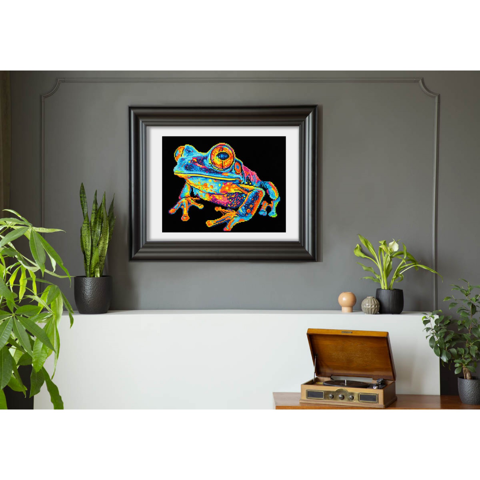 Neon Tree Frog